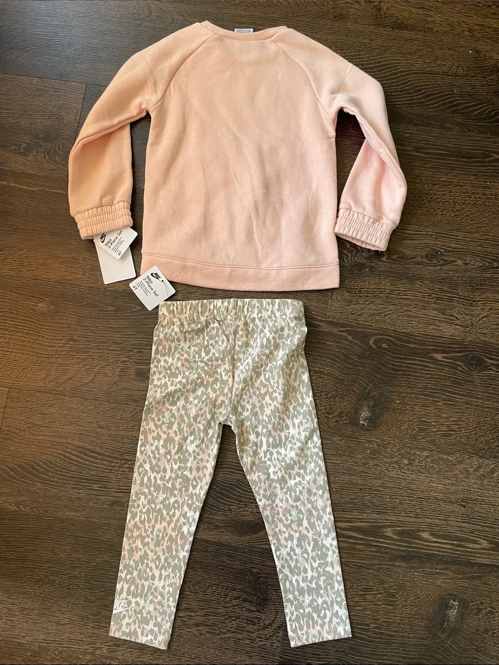 Nike Girls Echo Pink Pullover with Pink and Tan Leopard Print Leggings size 4T - Picture 7 of 8